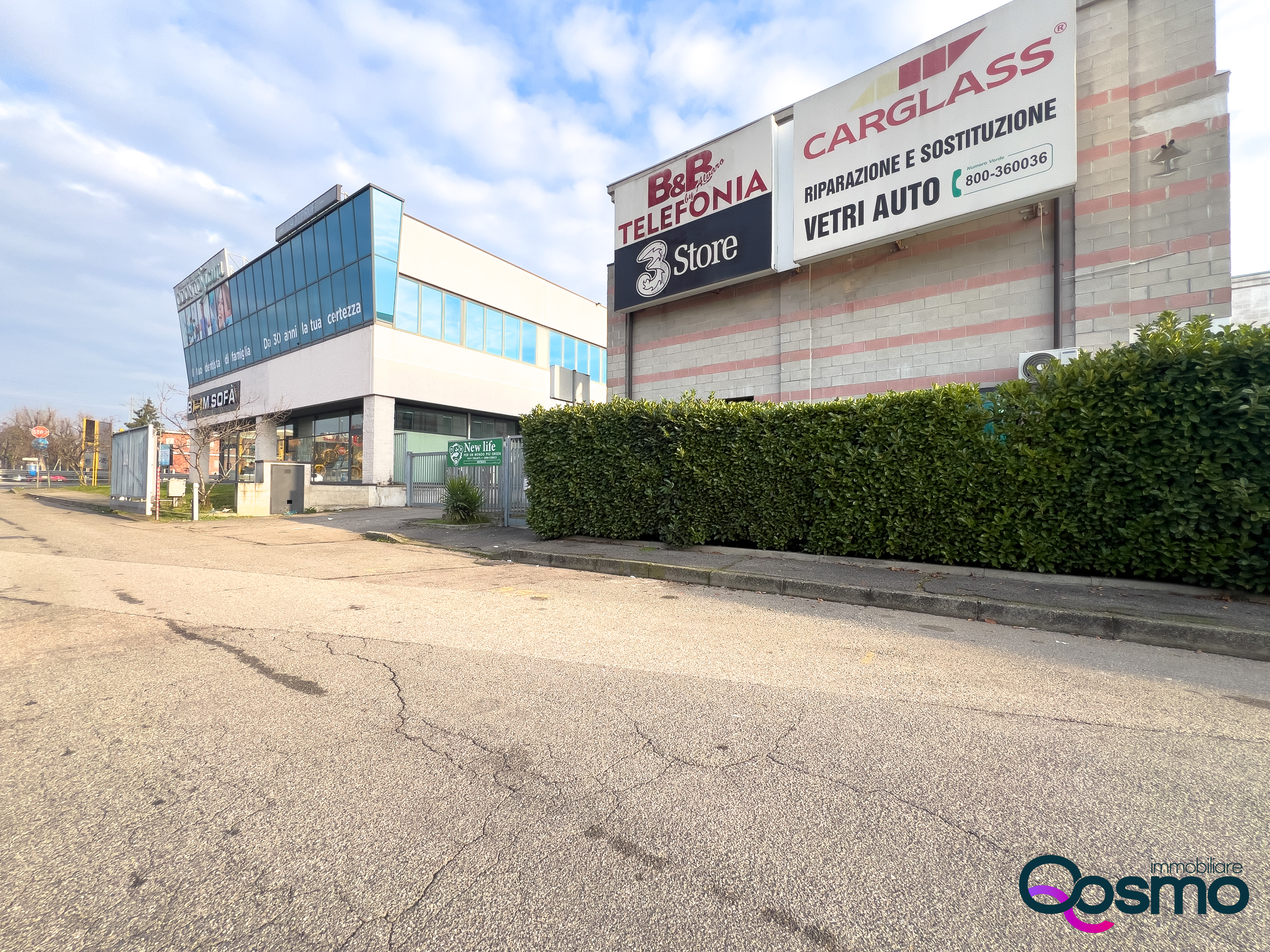 Stabile o palazzo Via P. Togliatti 1, Corsico