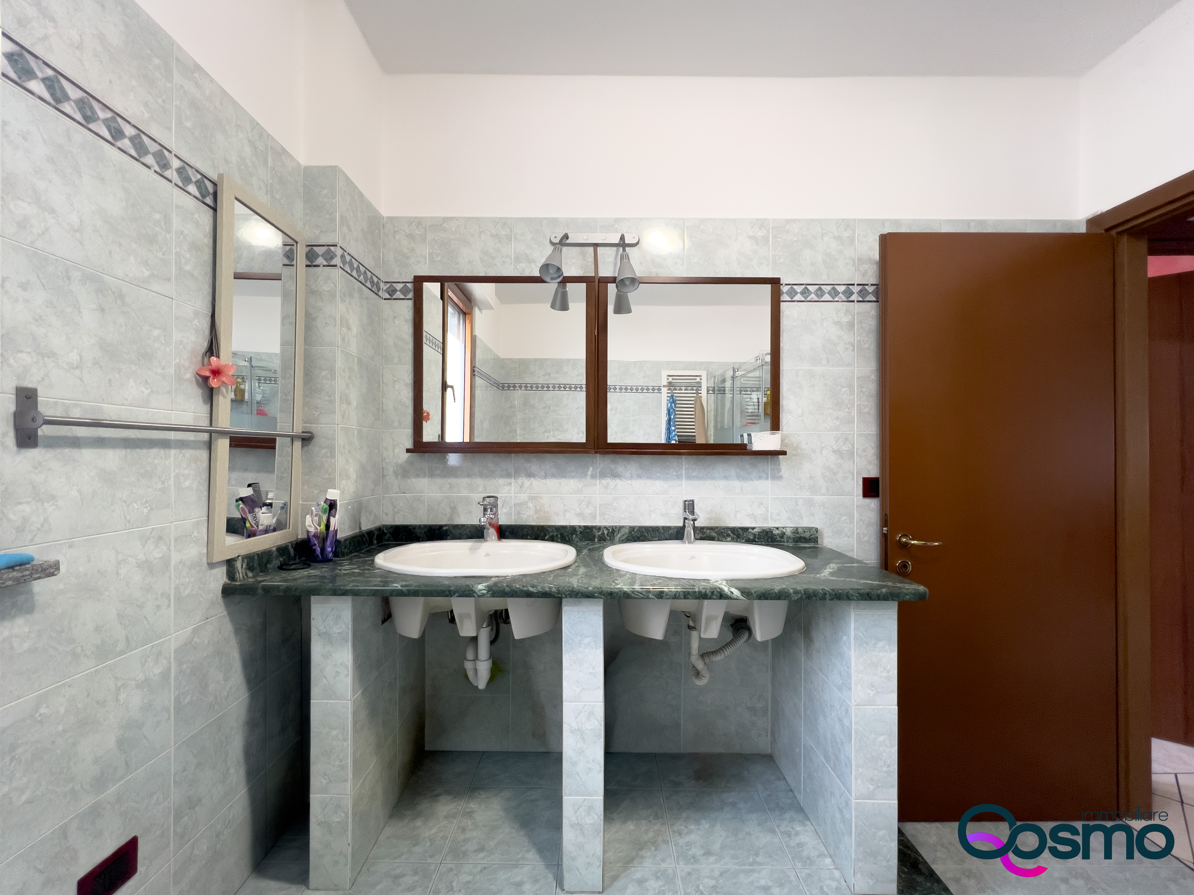 Stabile o palazzo Via P. Togliatti 1, Corsico