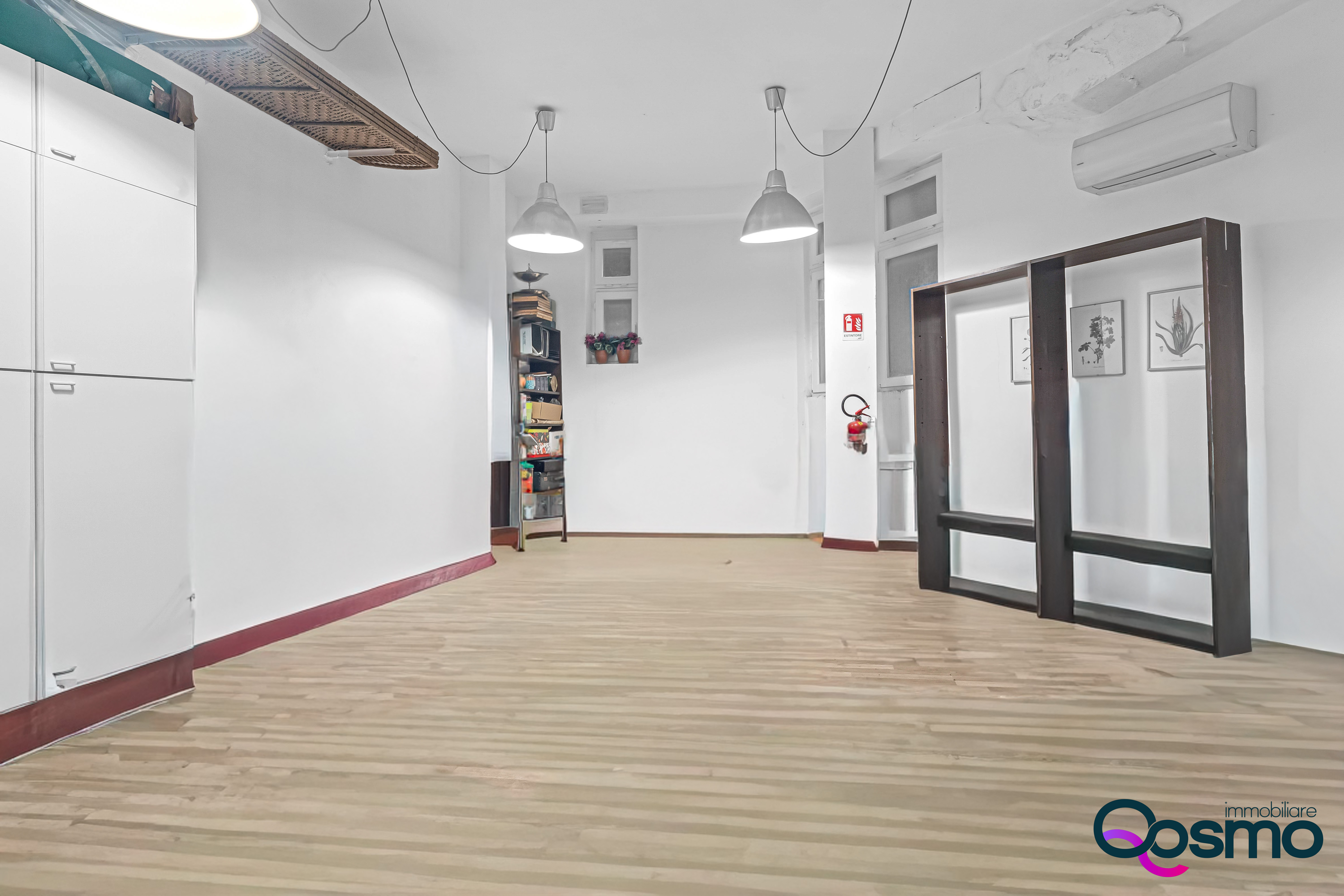 Negozi - Locali commerciali Viale Caterina da Forlì 40, Milano