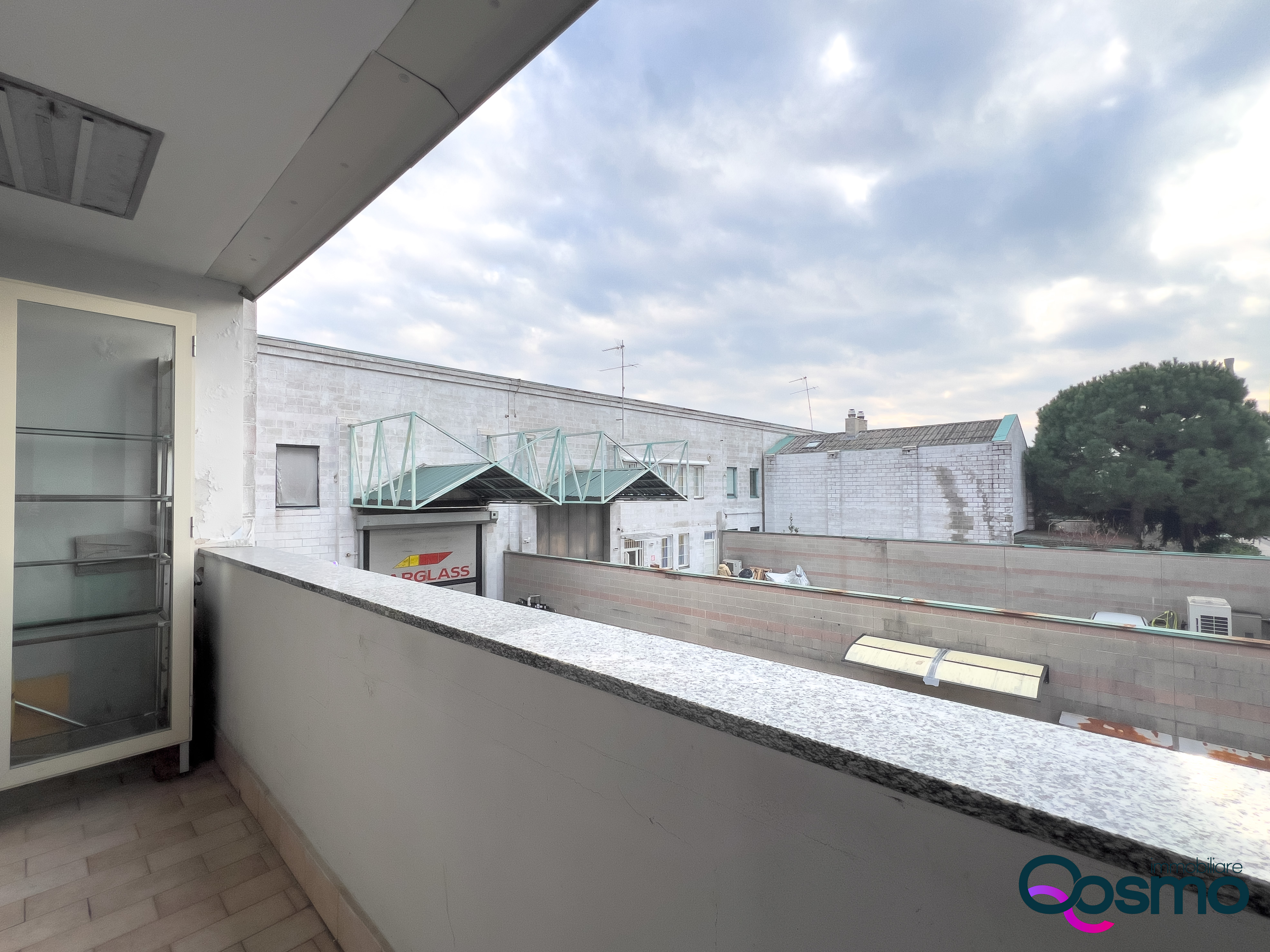 Stabile o palazzo Via P. Togliatti 1, Corsico