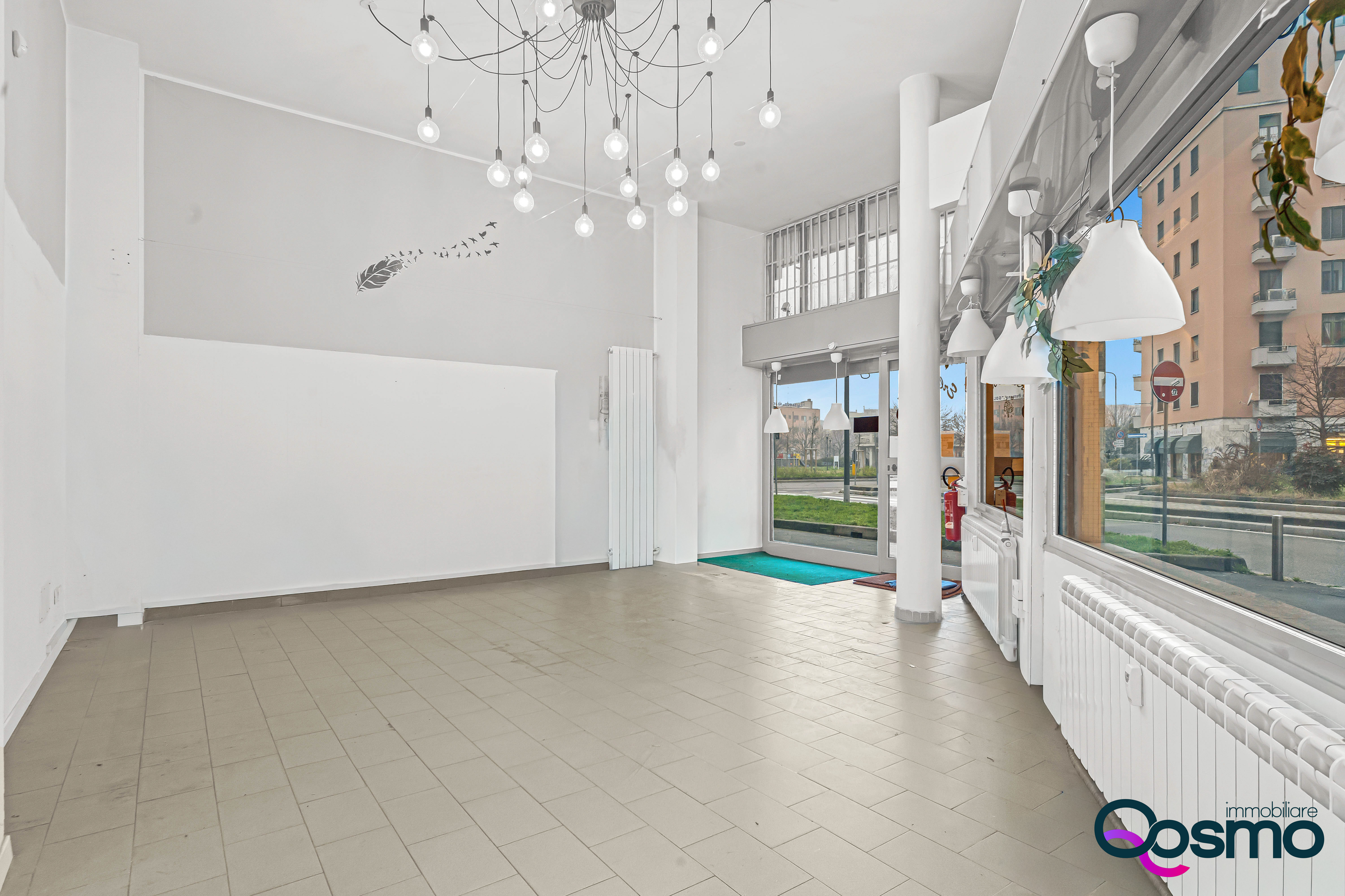 Negozi - Locali commerciali Viale Caterina da Forlì 40, Milano