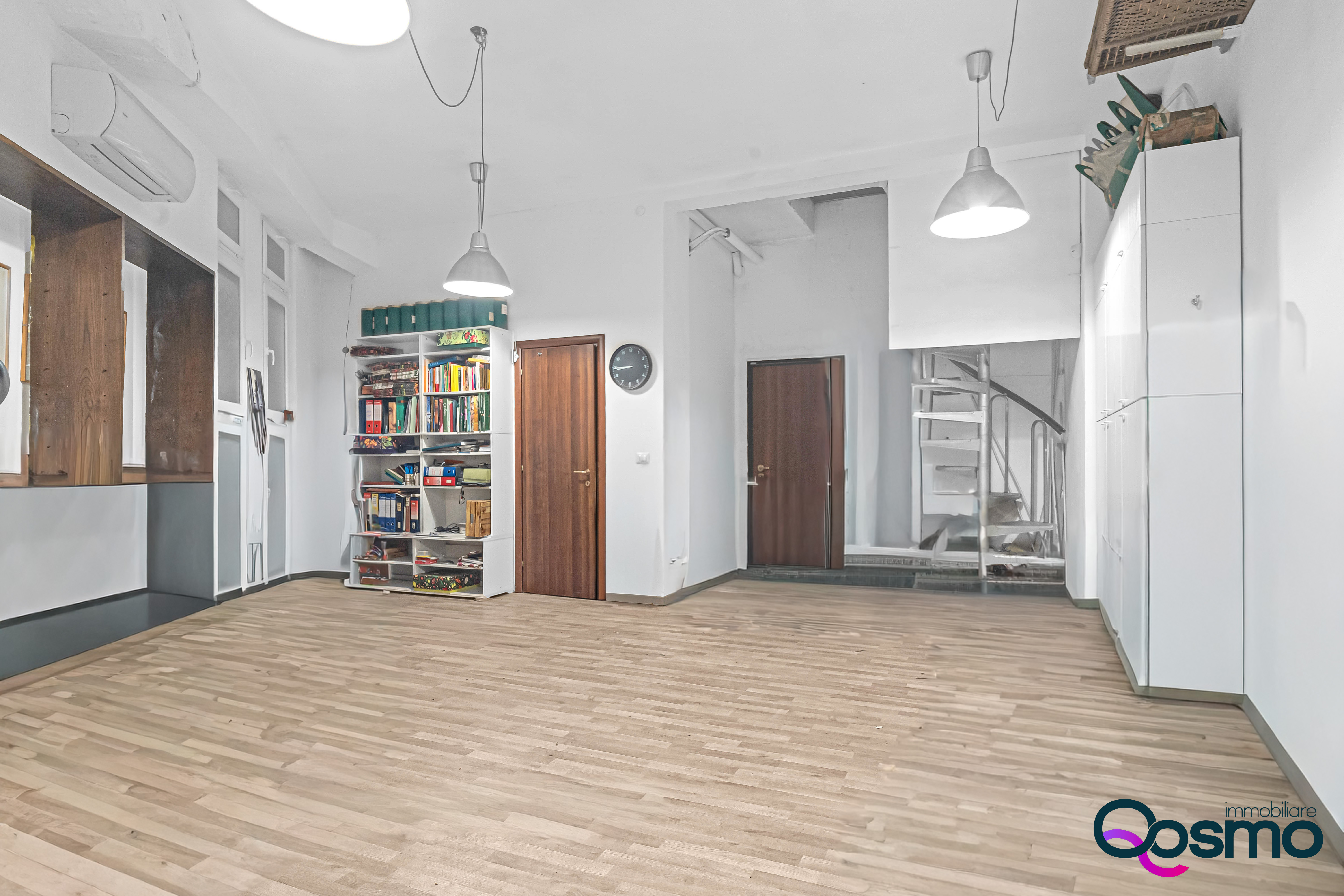 Negozi - Locali commerciali Viale Caterina da Forlì 40, Milano