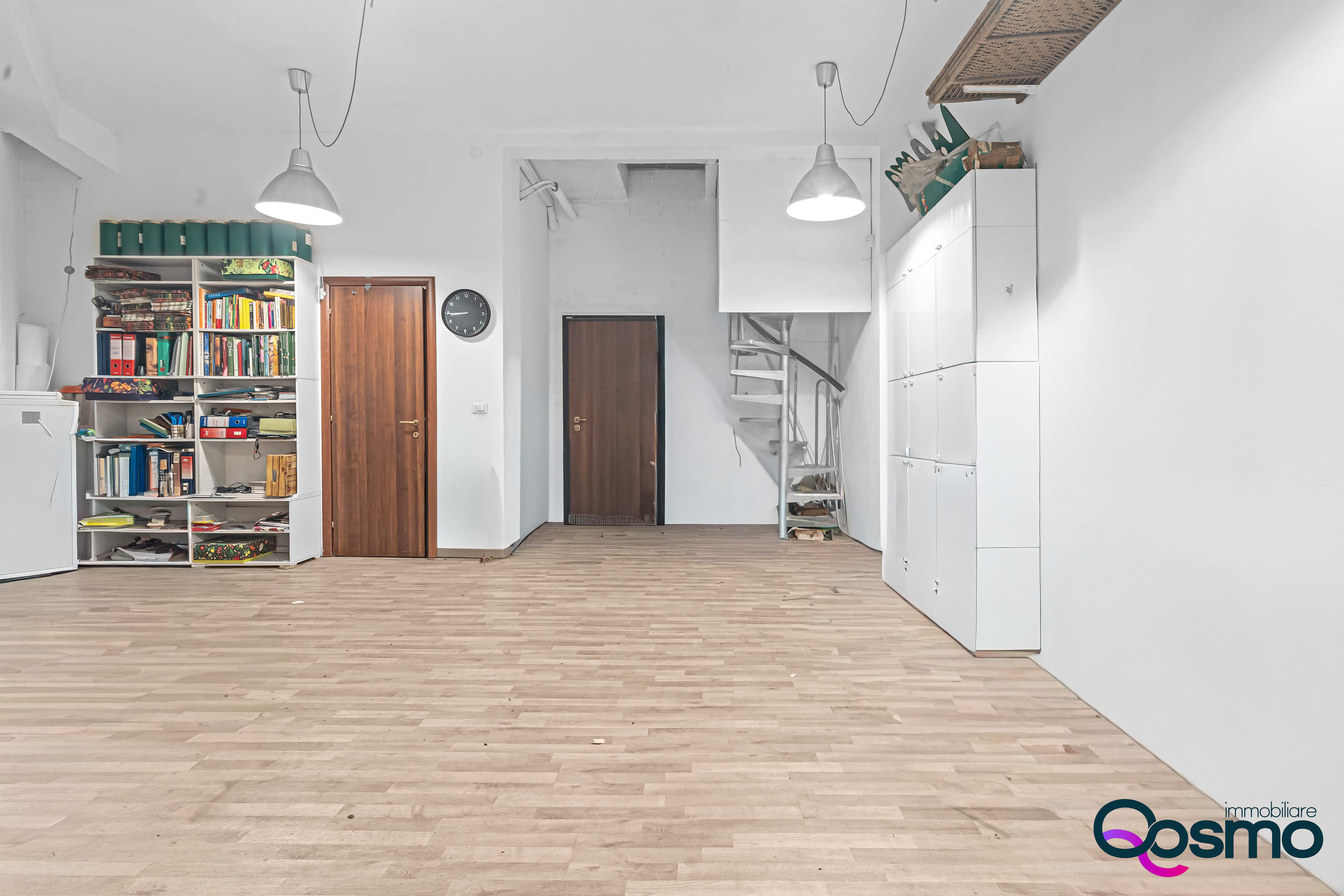 Negozi - Locali commerciali Viale Caterina da Forlì 40, Milano